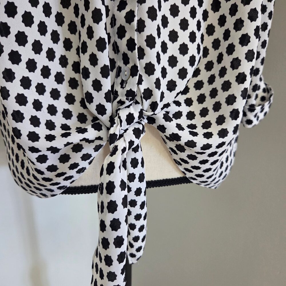 Black and White Button Down Shirt Medium Polka Dot Blouse Top 3/4 Sleeves Knot - Picture 3 of 10